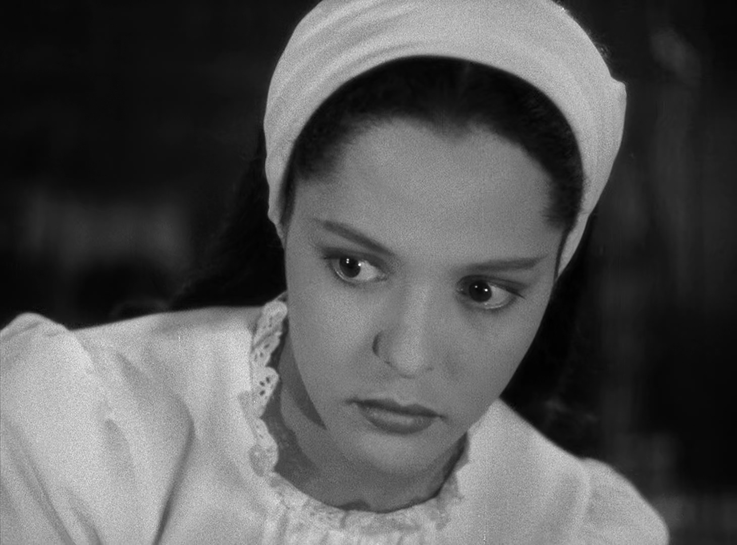 俘虏野生女人剧照的剧照