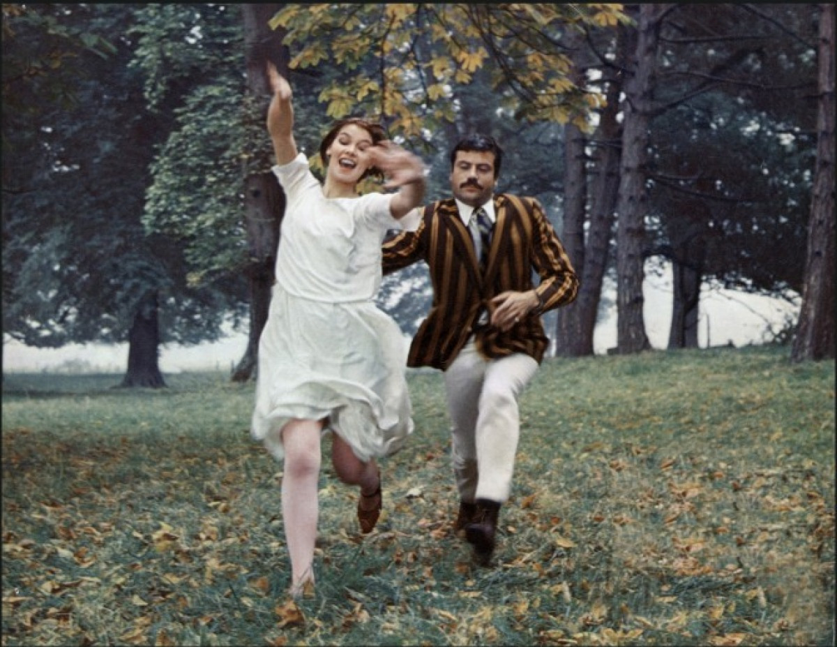 恋爱中的女人剧照的剧照