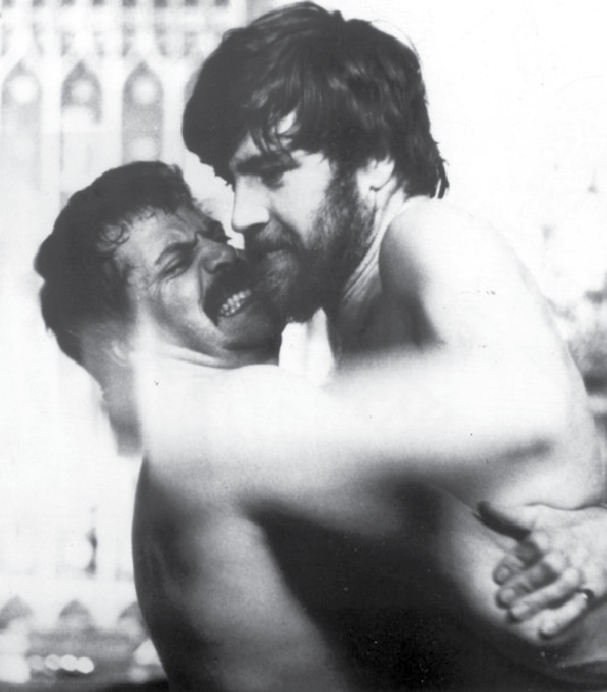 恋爱中的女人剧照的剧照