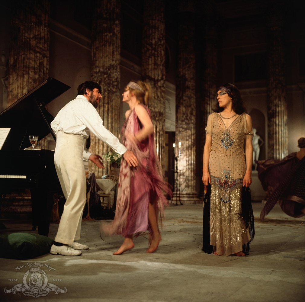 恋爱中的女人剧照的剧照