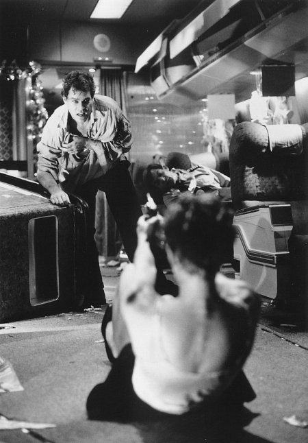 插翅难飞剧照的剧照