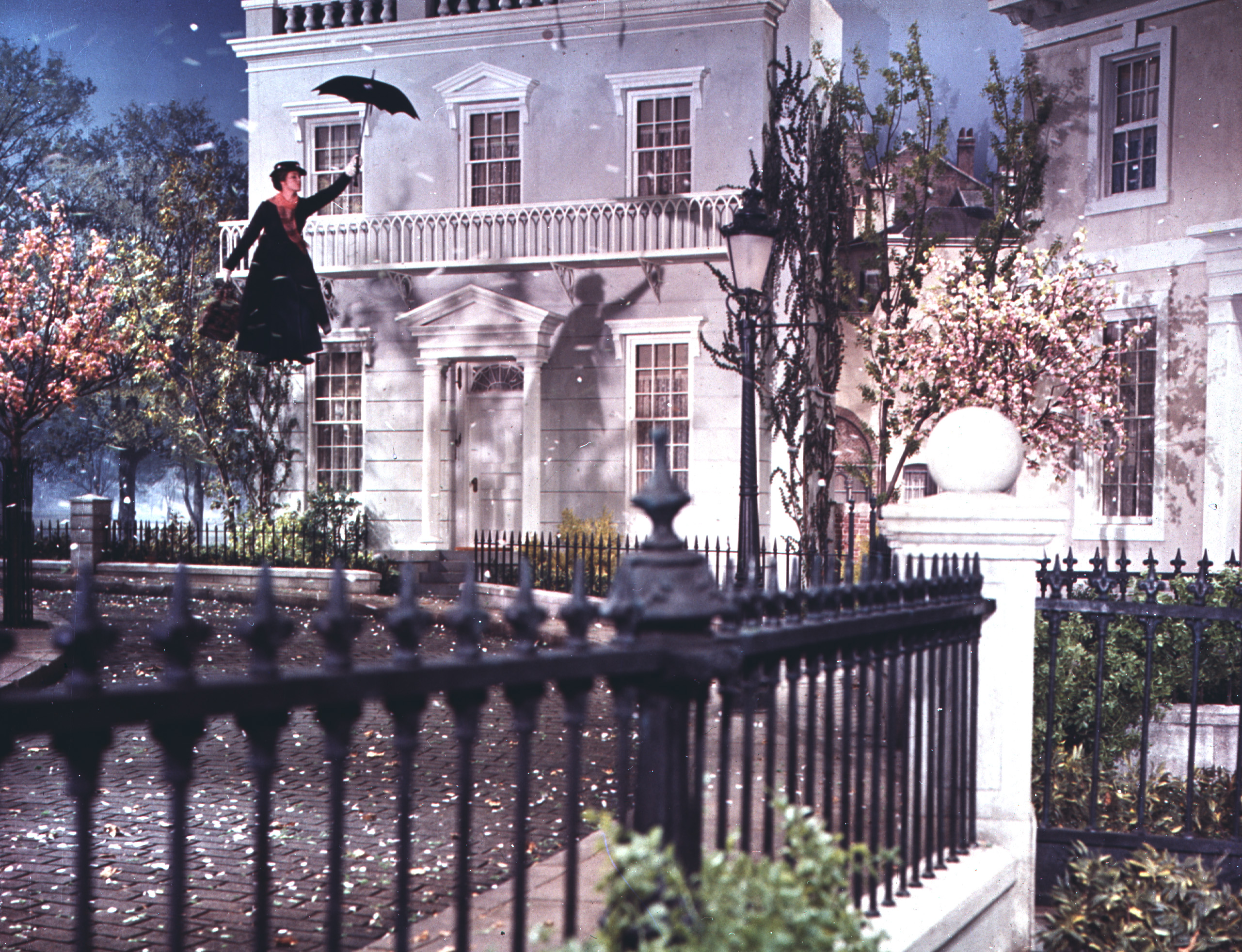 欢乐满人间剧照的剧照