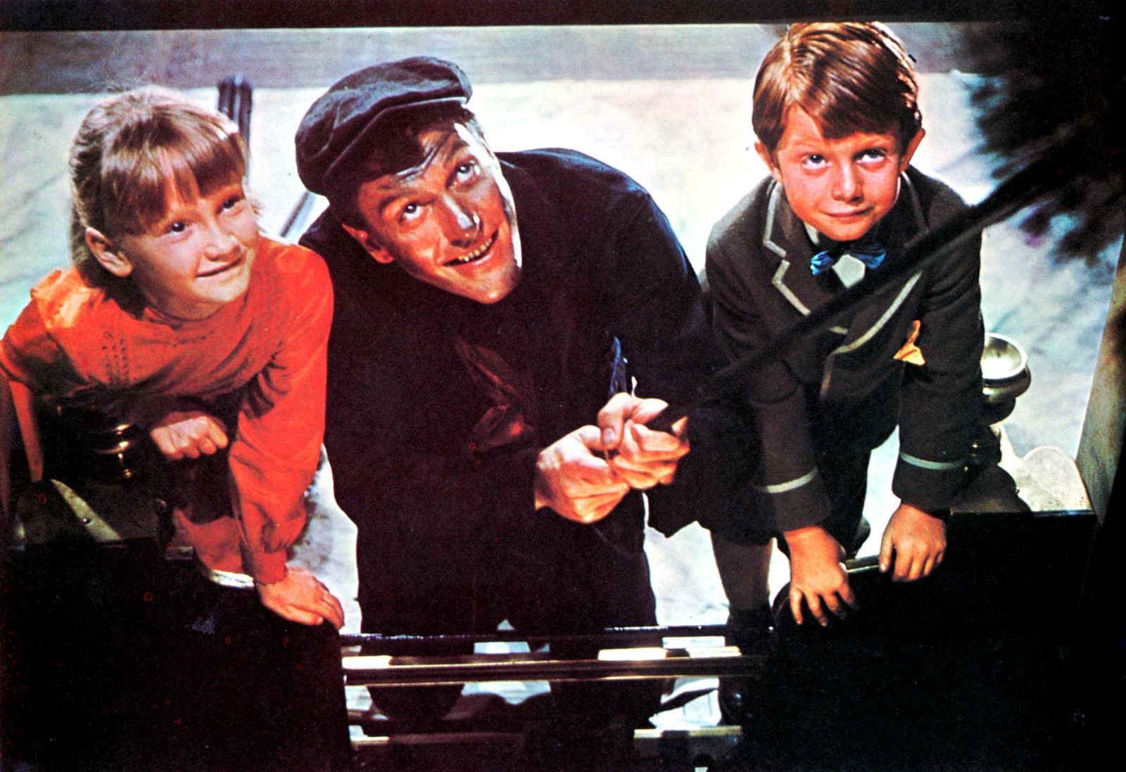 欢乐满人间剧照的剧照