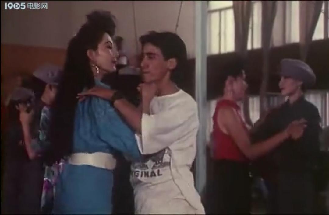 男子汉舞厅的女明星剧照的剧照