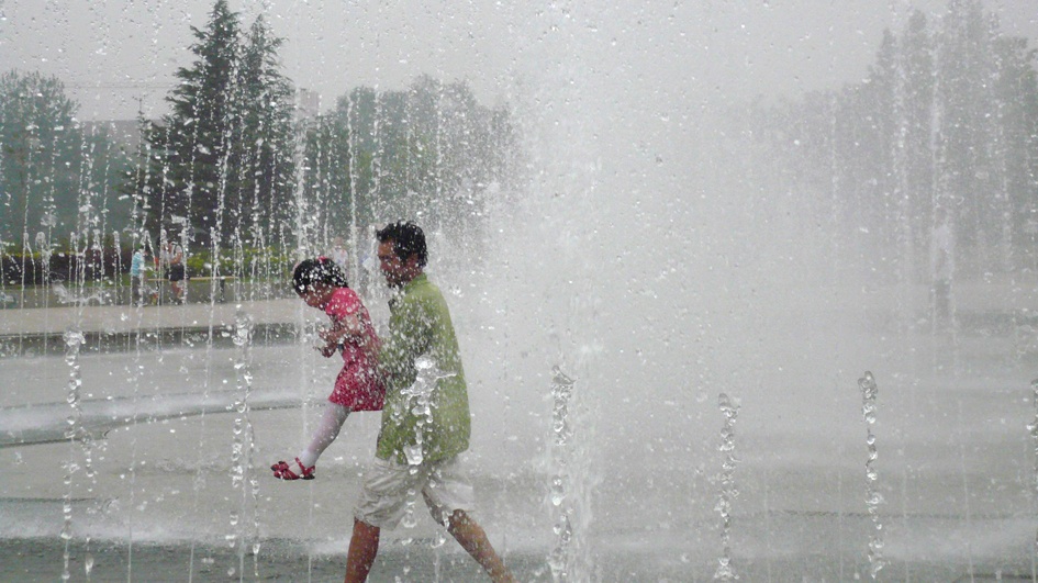 爱在人间剧照的剧照