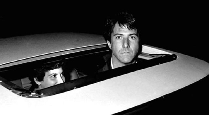 砸烂他的摄影机剧照的剧照