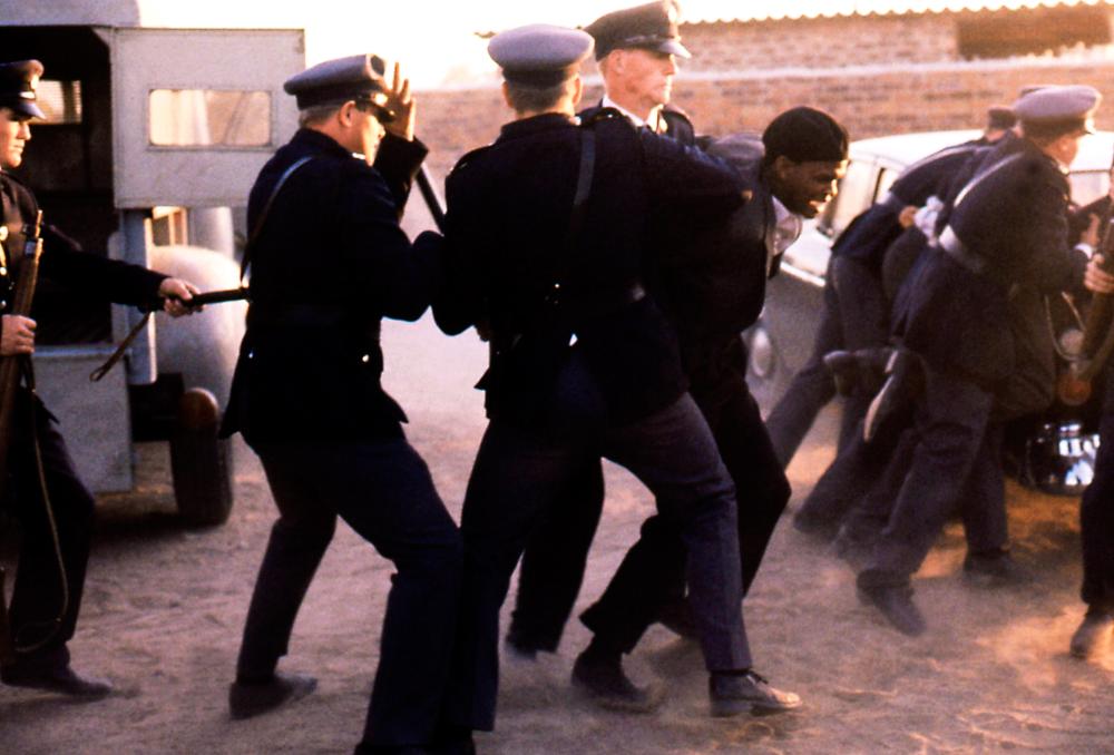 无声的岁月剧照的剧照