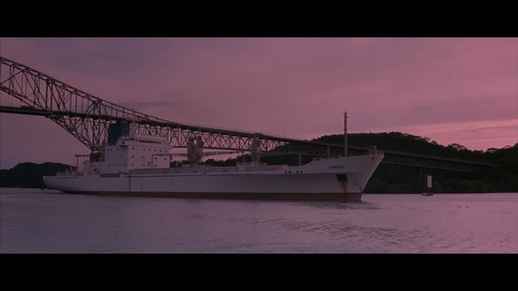 基地疑云剧照的剧照