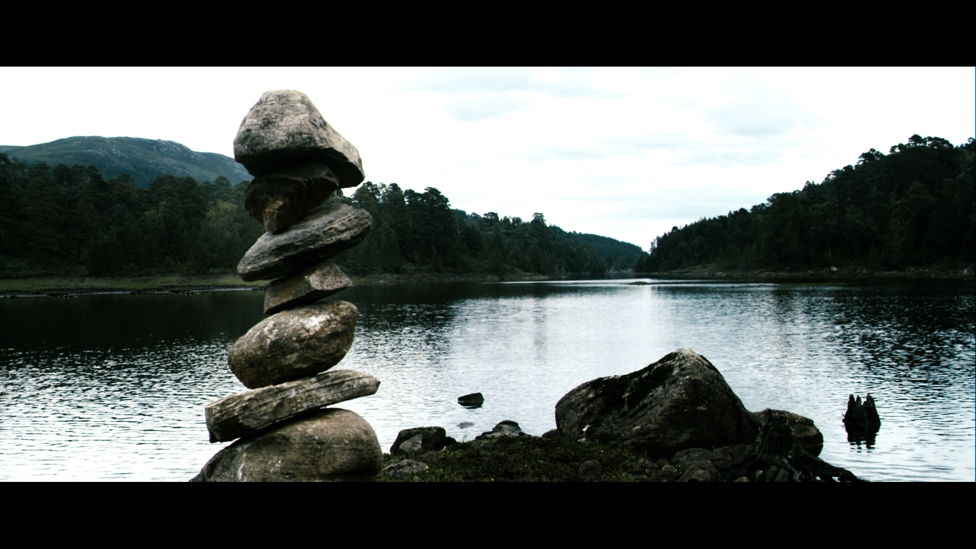 日出英烈祠剧照的剧照