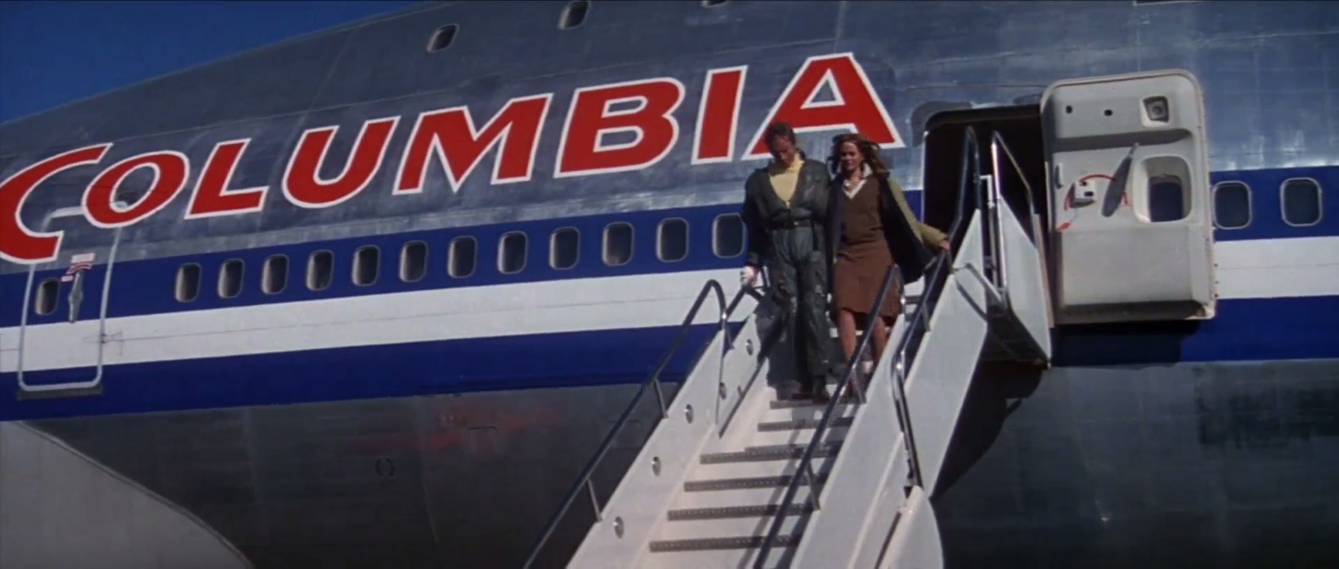 国际机场1975剧照的剧照