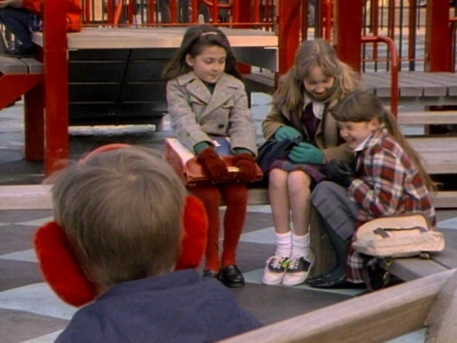 多蒂被打屁股剧照的剧照