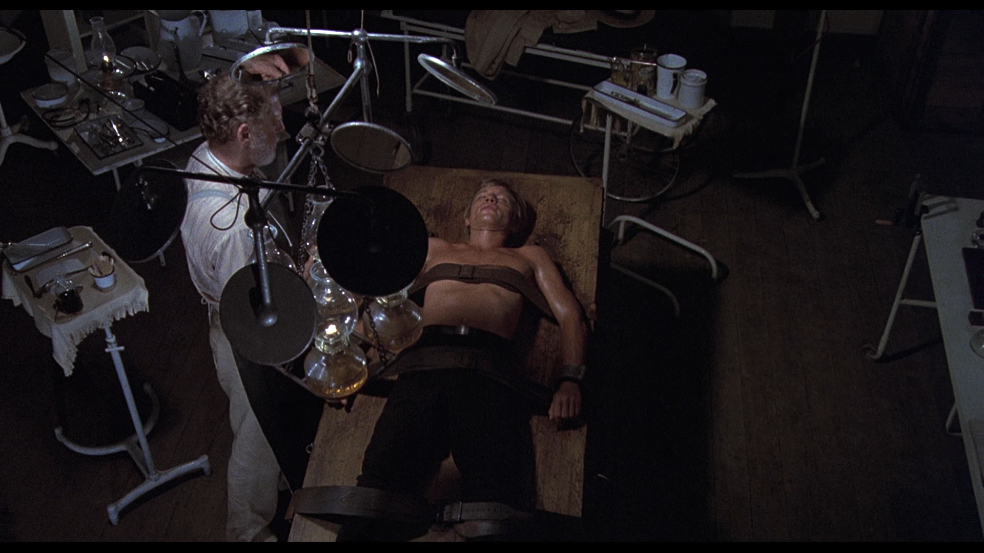 冲出人魔岛剧照的剧照