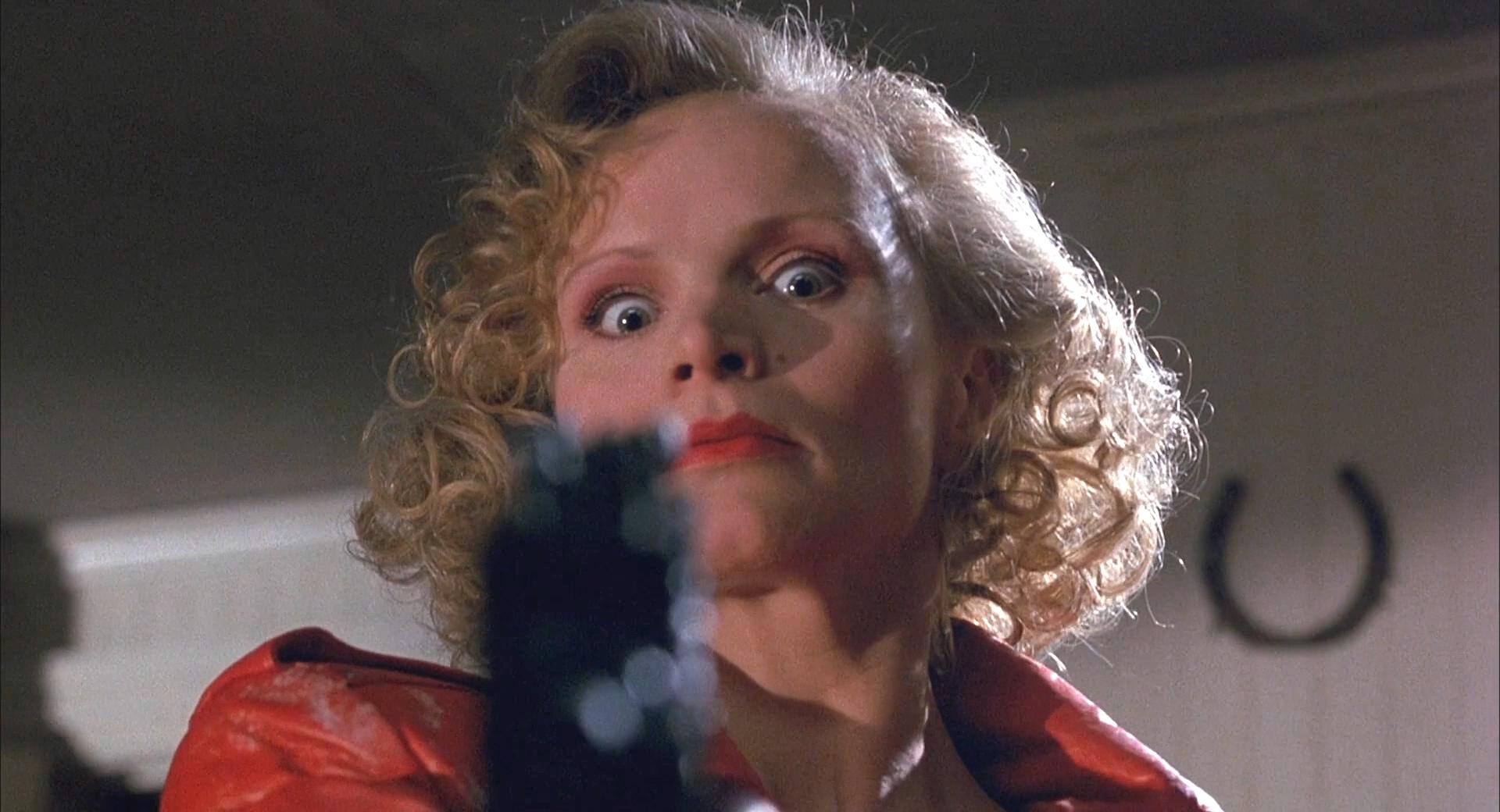 瞄准核子心剧照的剧照