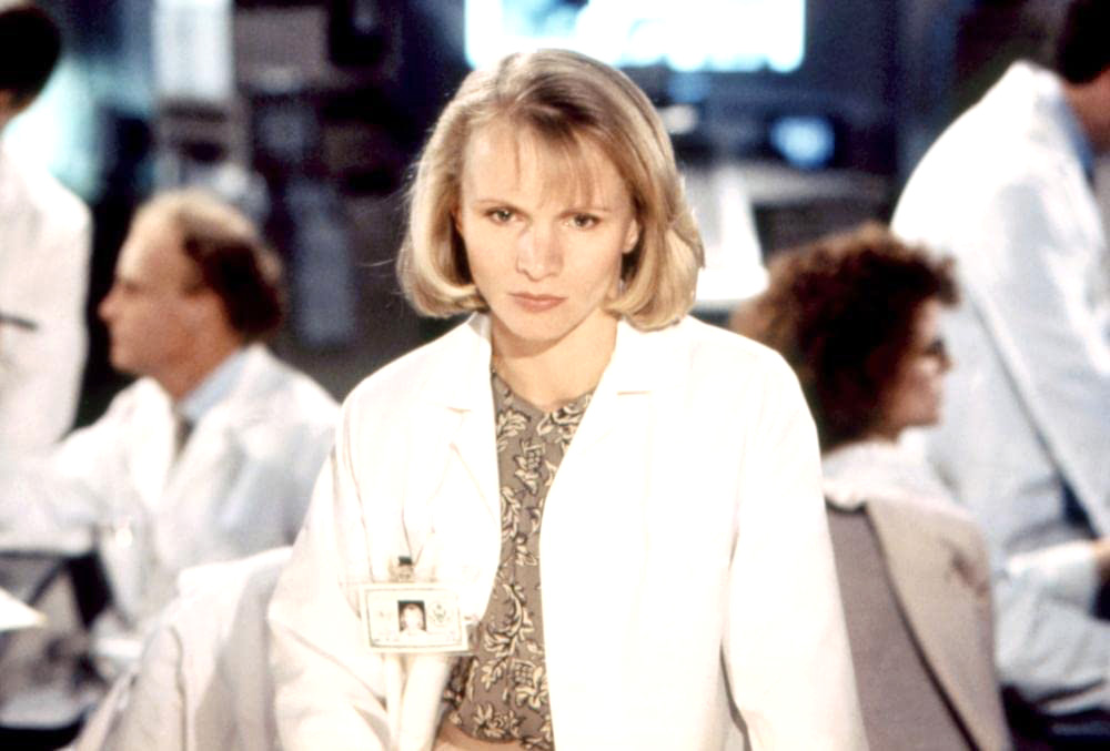 瞄准核子心剧照的剧照