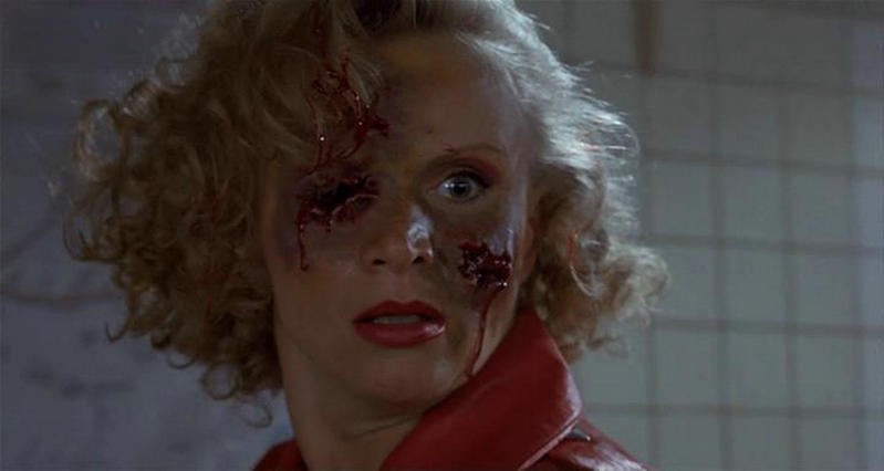 瞄准核子心剧照的剧照