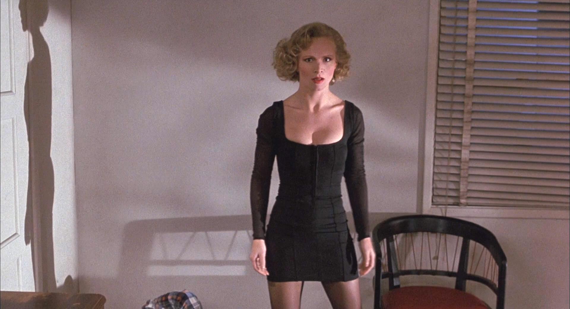 瞄准核子心剧照的剧照