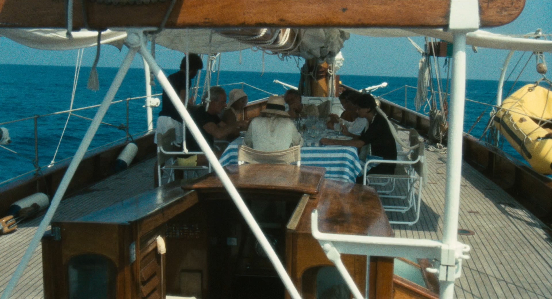 踩过界剧照的剧照