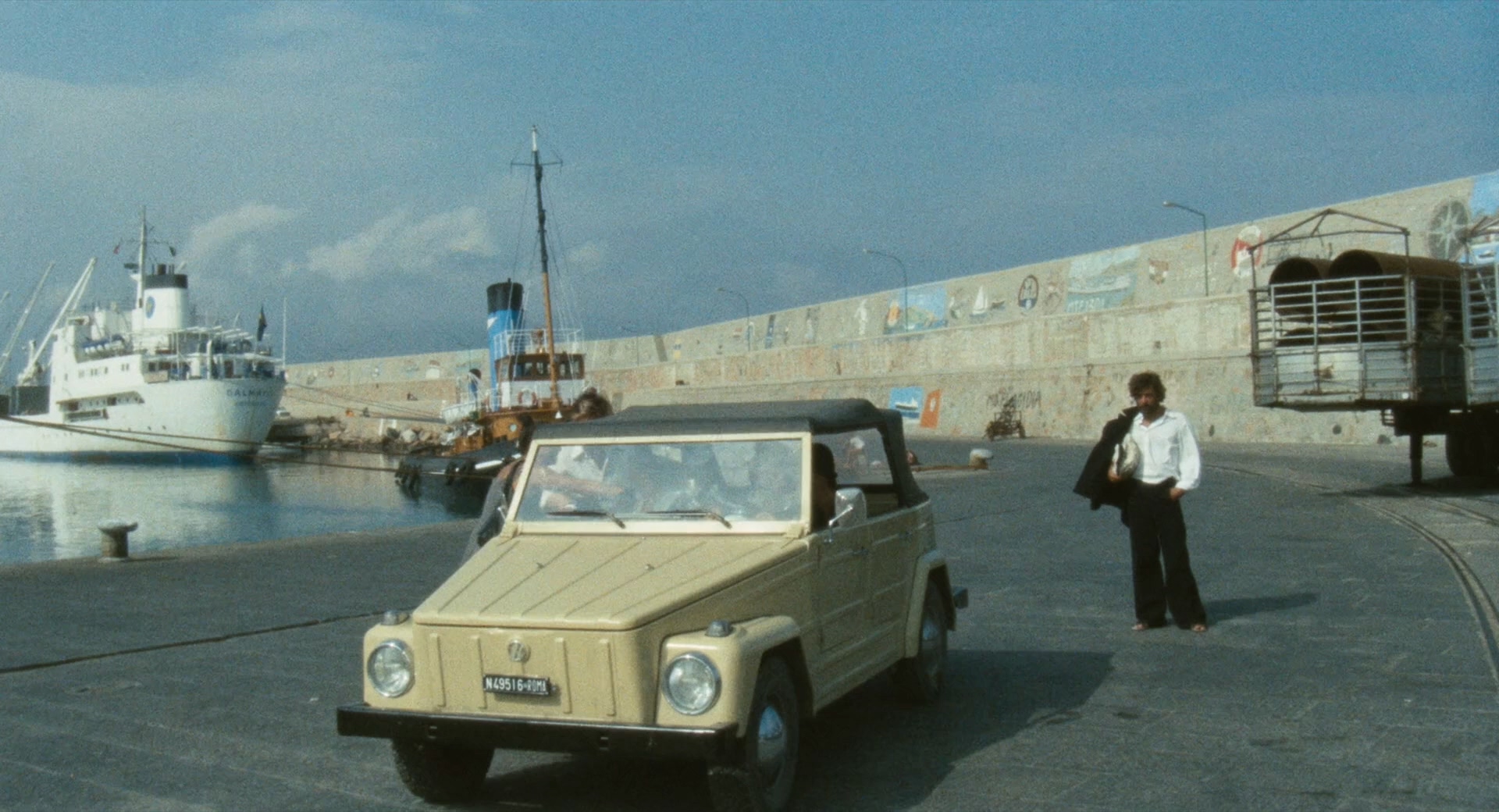 踩过界剧照的剧照