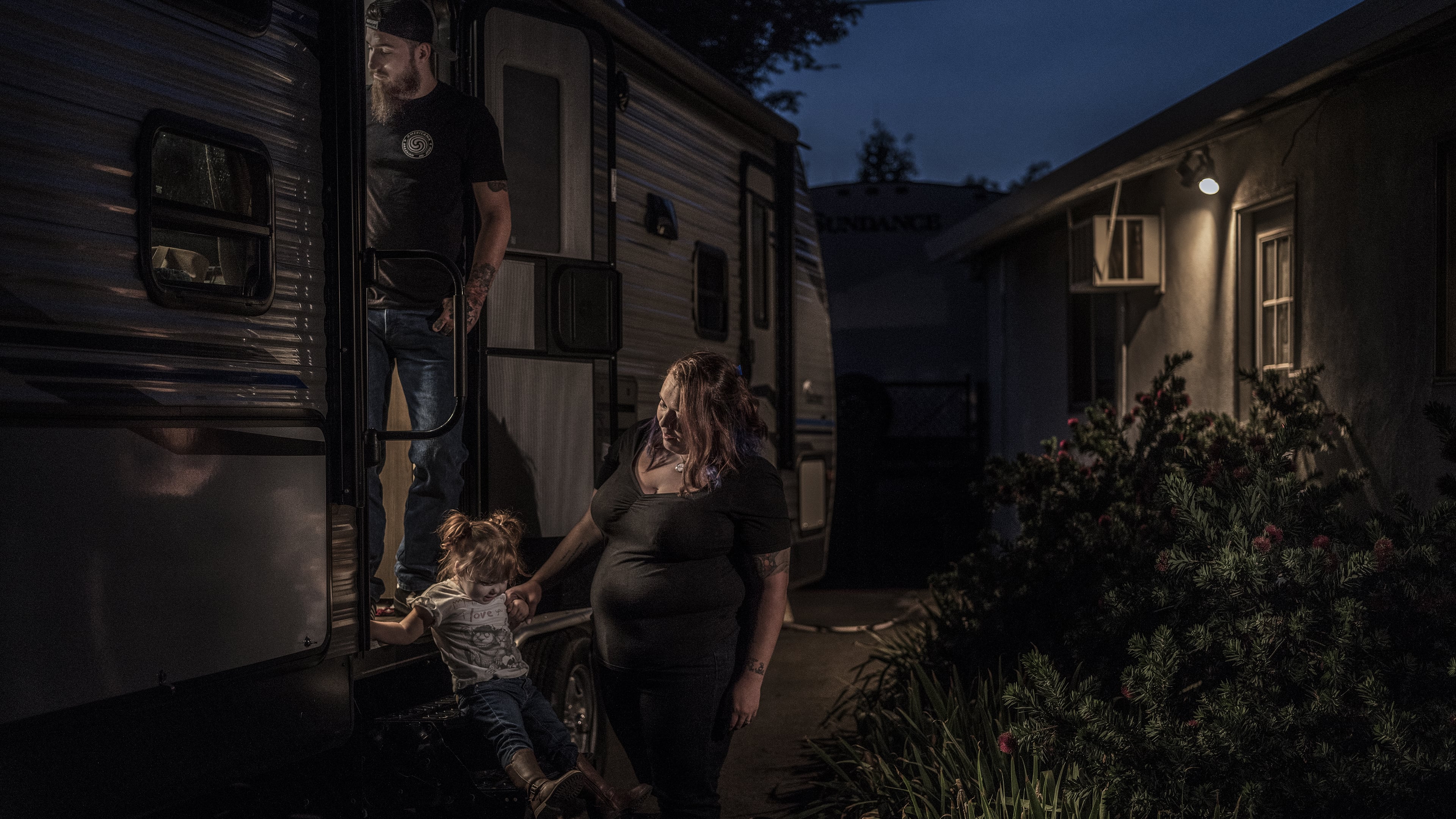 重建天堂镇剧照的剧照