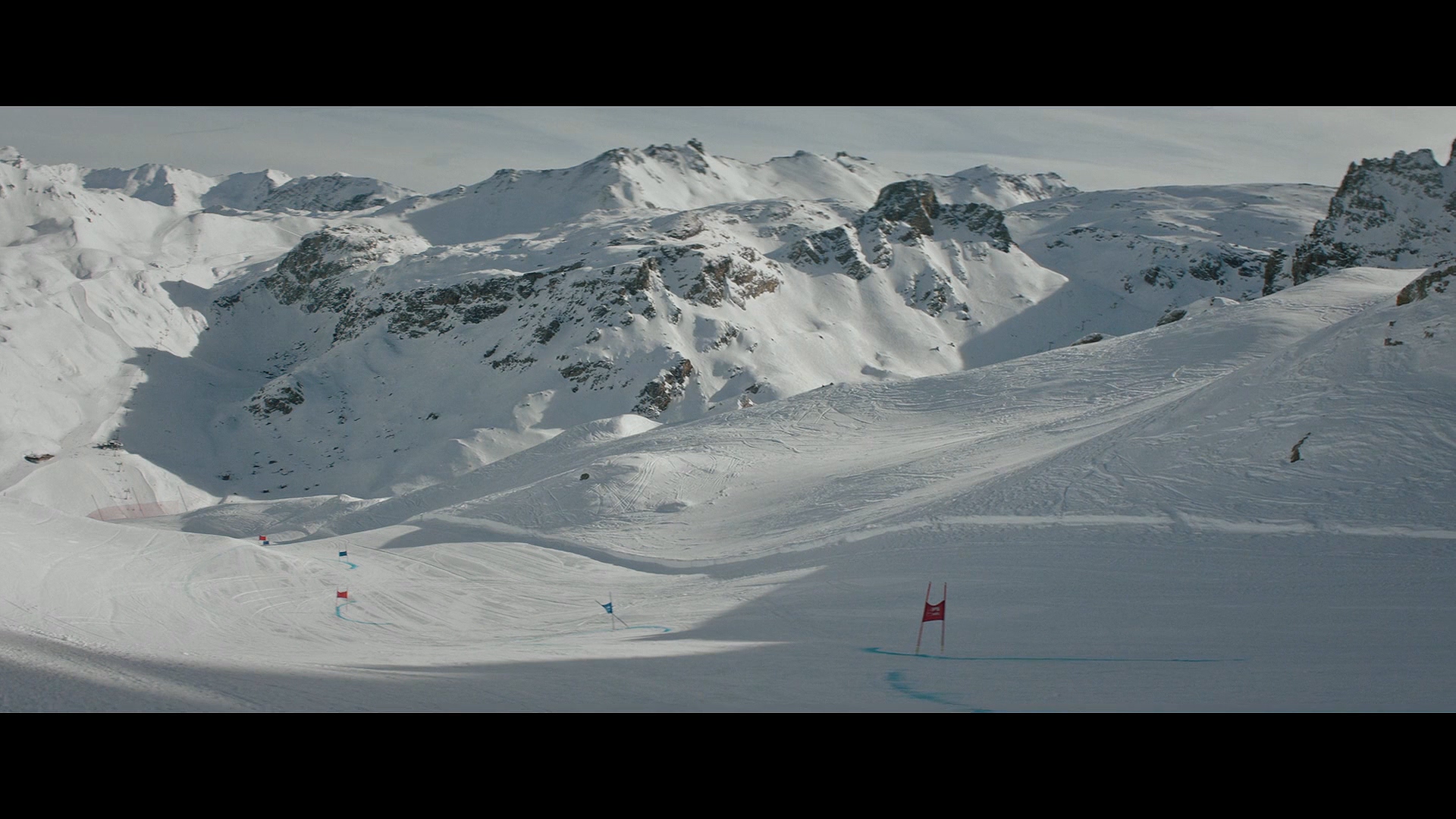 障碍滑雪赛剧照的剧照