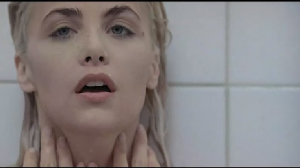 偷月情剧照的剧照