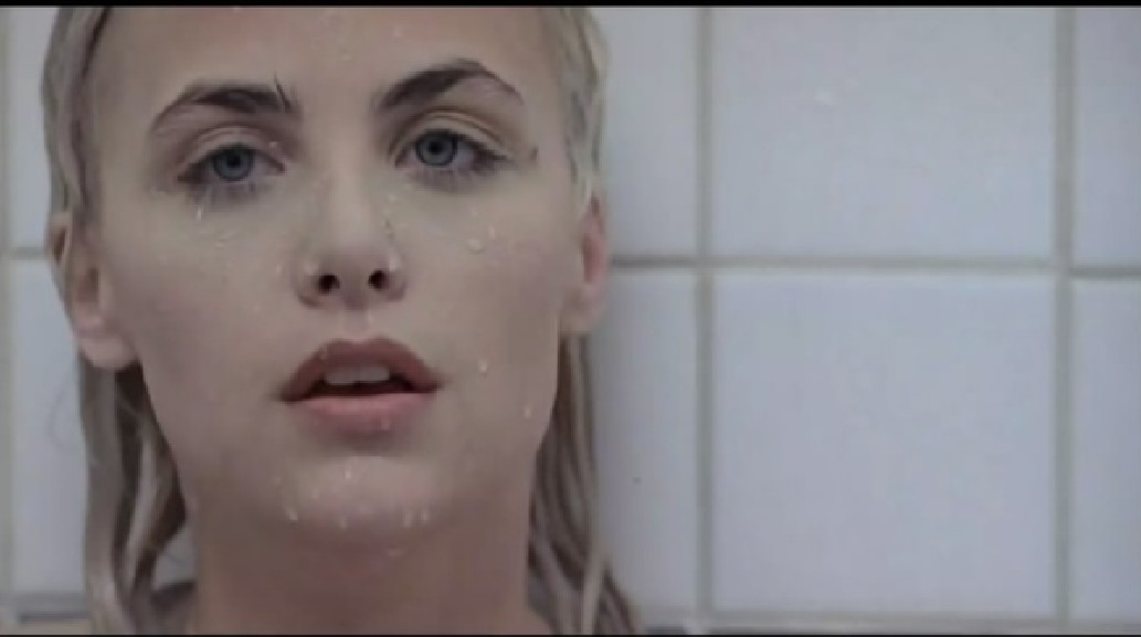 偷月情剧照的剧照