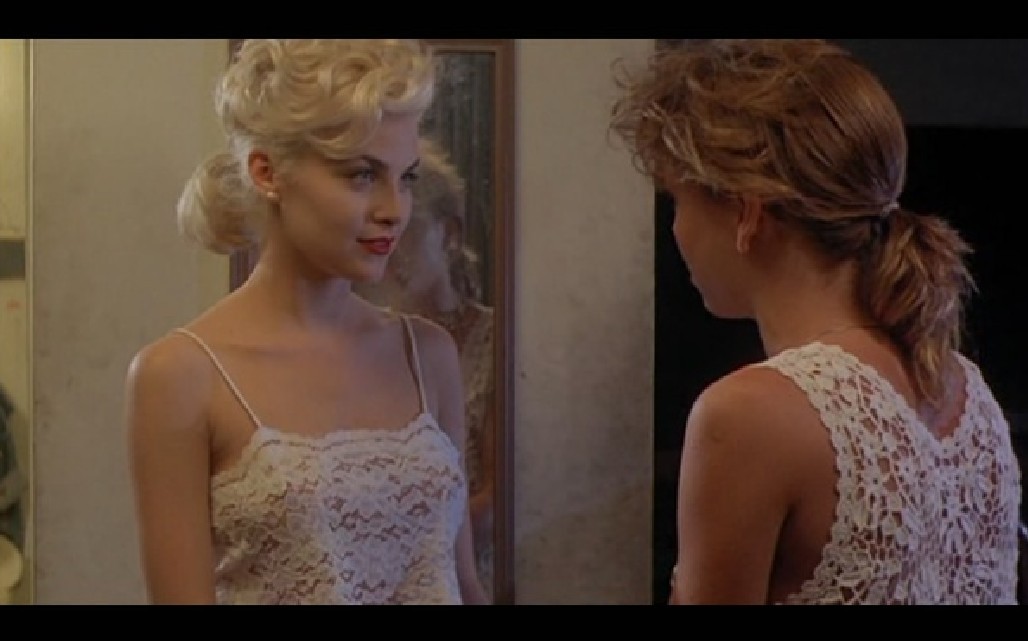 偷月情剧照的剧照