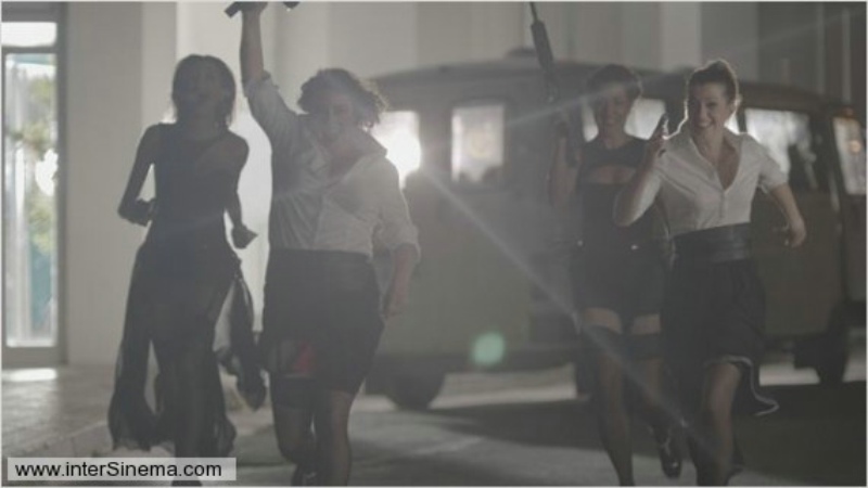 妇女的工作：银行抢劫案剧照的剧照