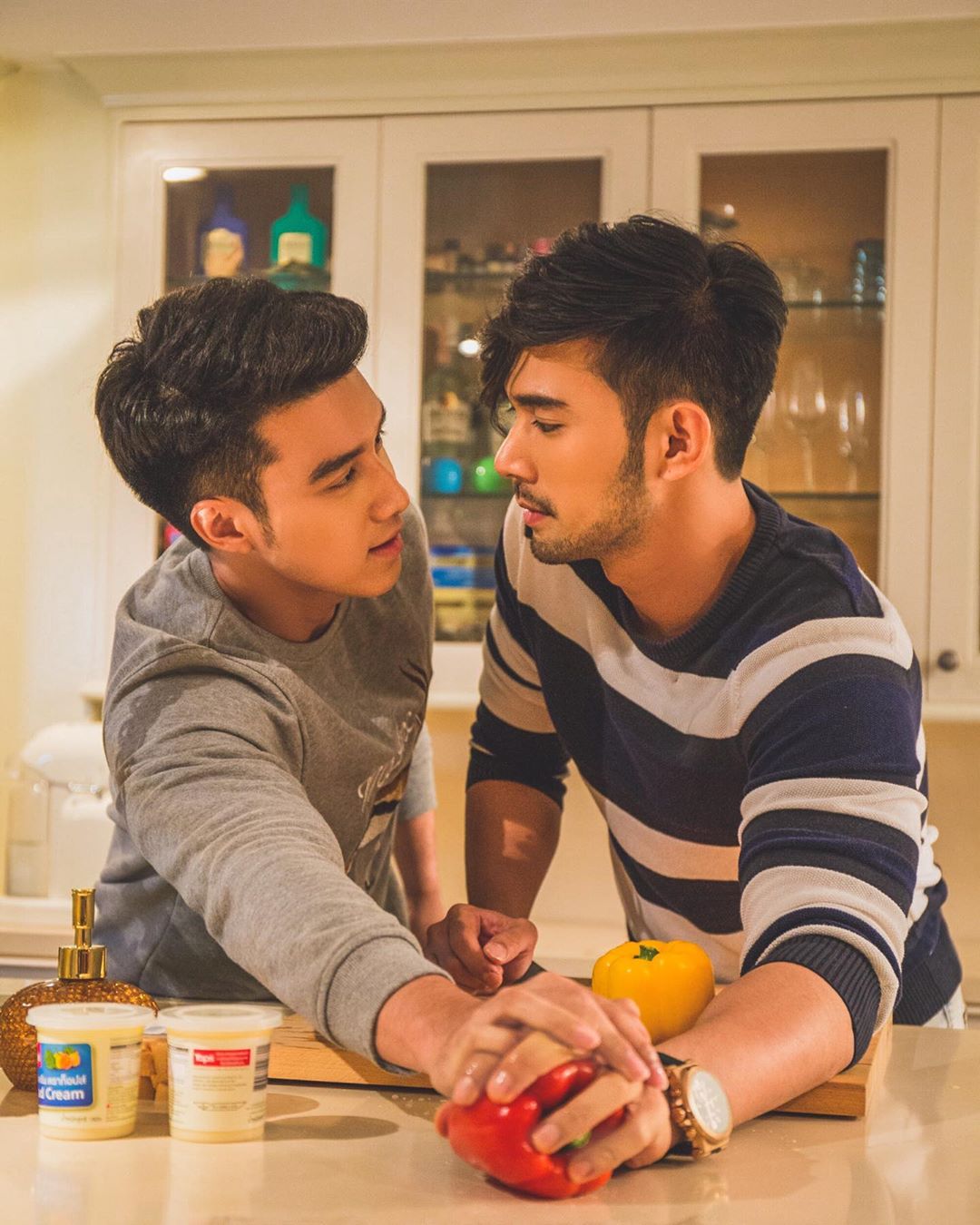 类似爱情剧照的剧照