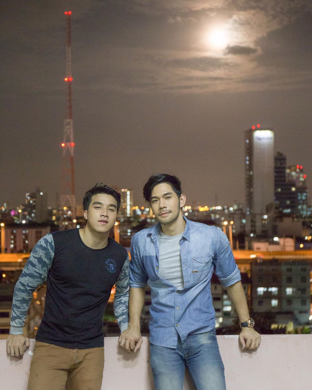 类似爱情剧照的剧照