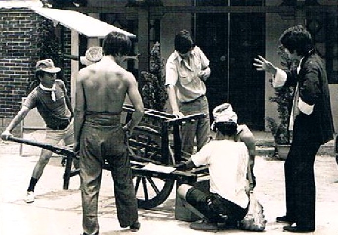 决不低头剧照的剧照