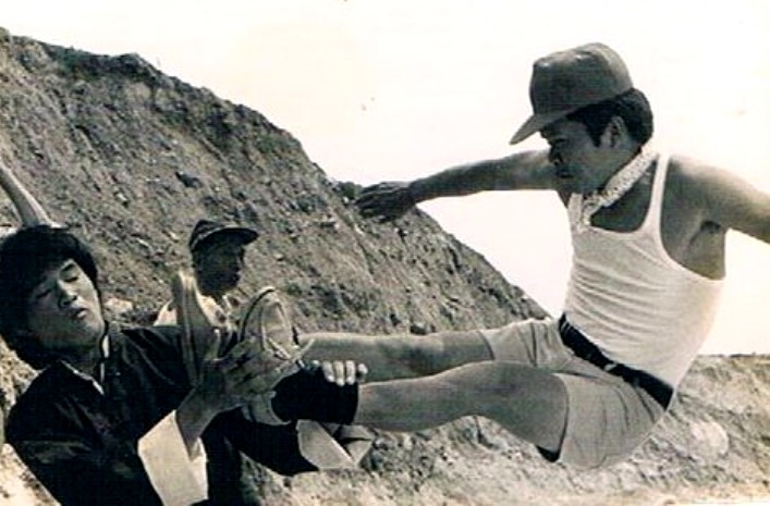 决不低头剧照的剧照