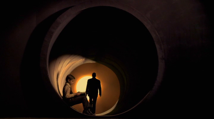 对面的夜剧照的剧照