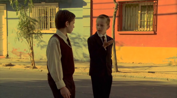 对面的夜剧照的剧照