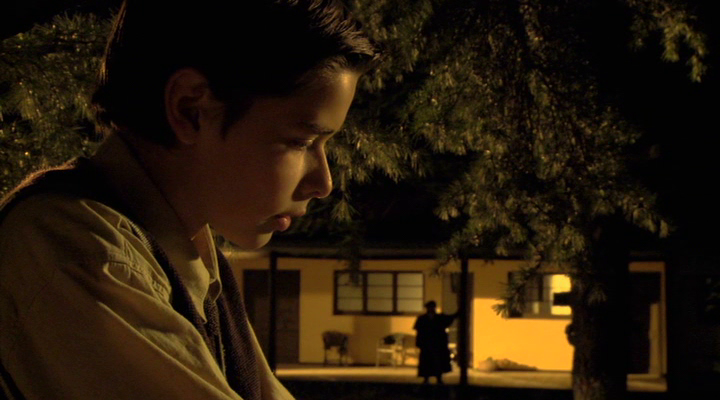 对面的夜剧照的剧照