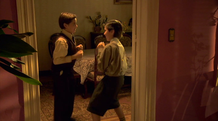 对面的夜剧照的剧照