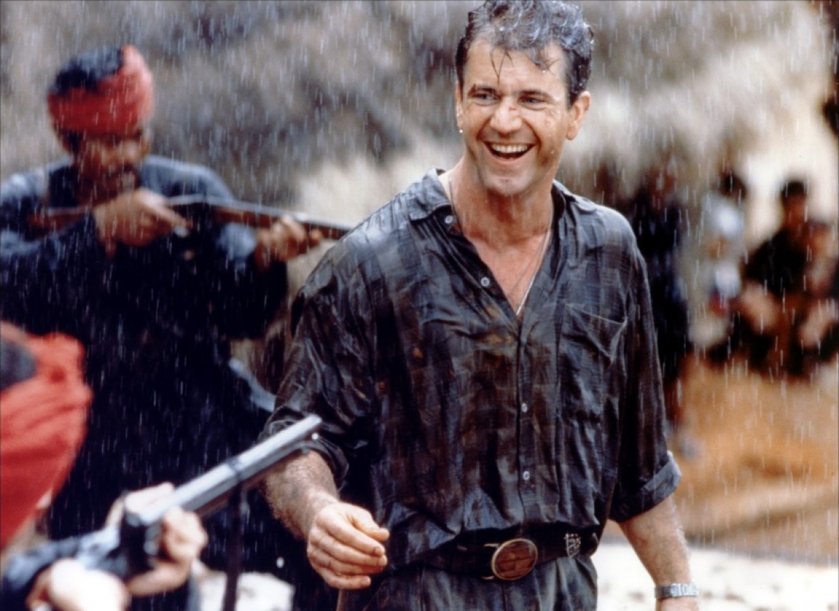 飞离航道剧照的剧照