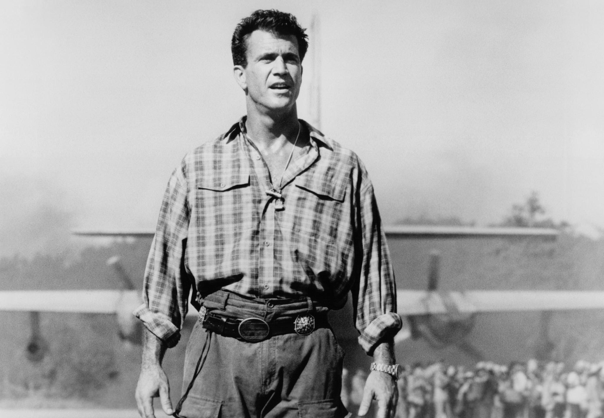 飞离航道剧照的剧照