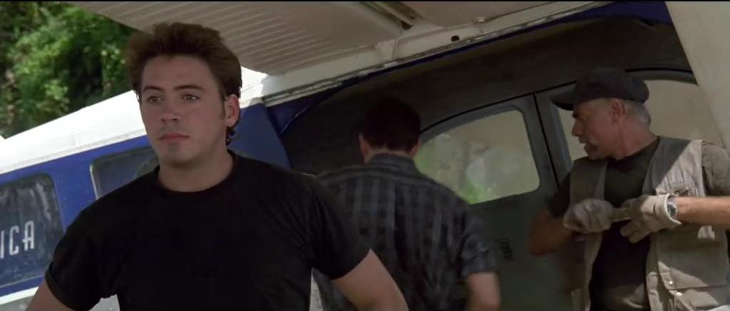 飞离航道剧照的剧照