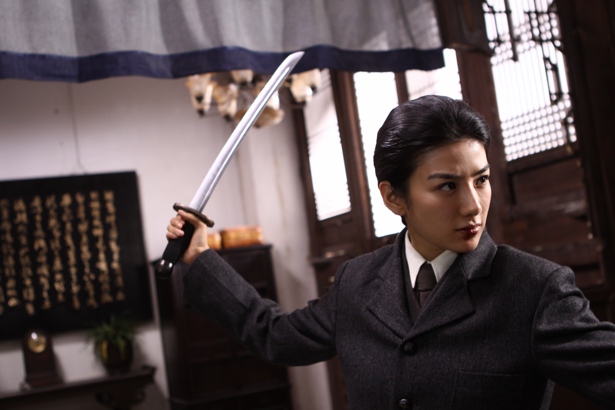 竞雄女侠秋瑾剧照的剧照