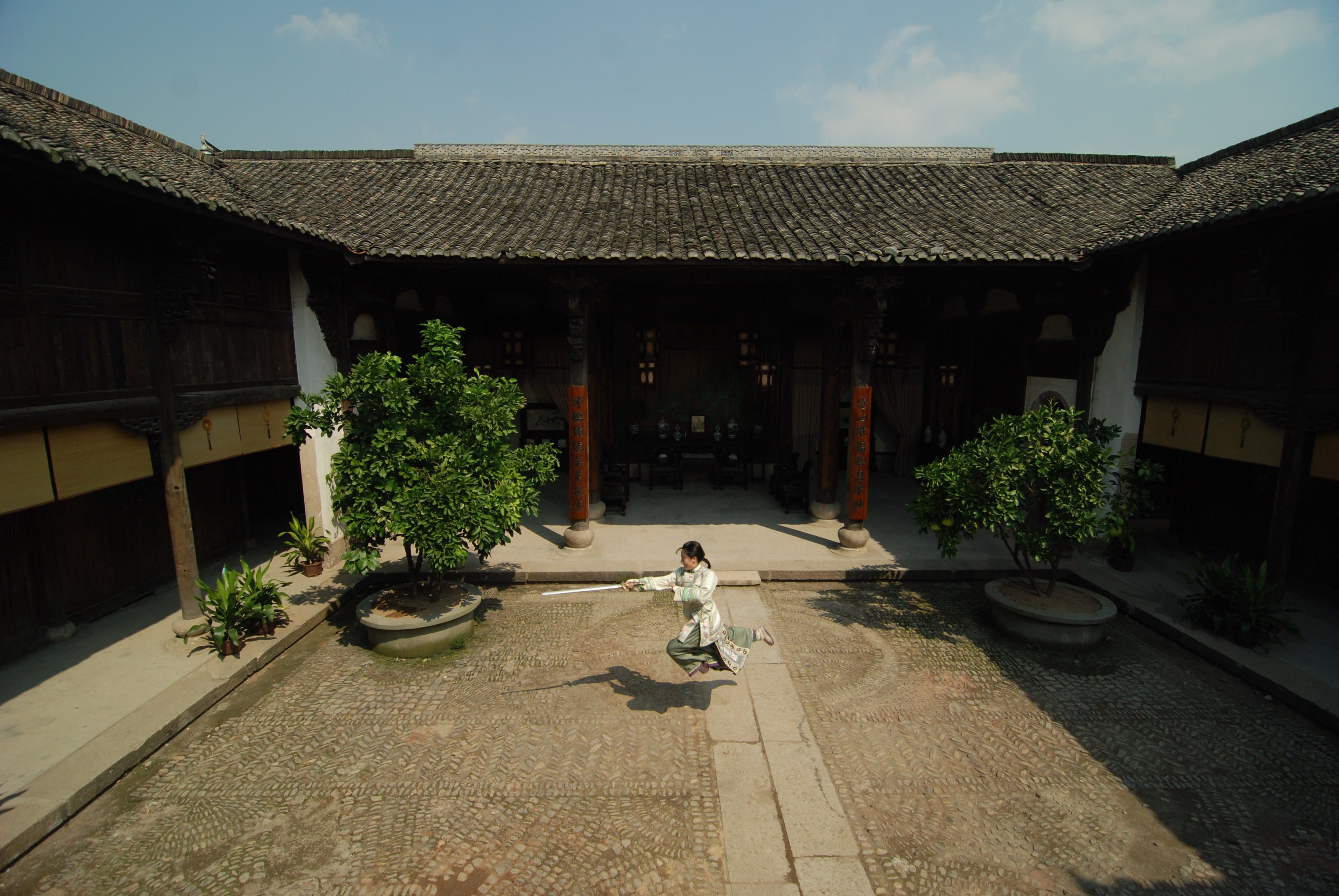 竞雄女侠秋瑾剧照的剧照