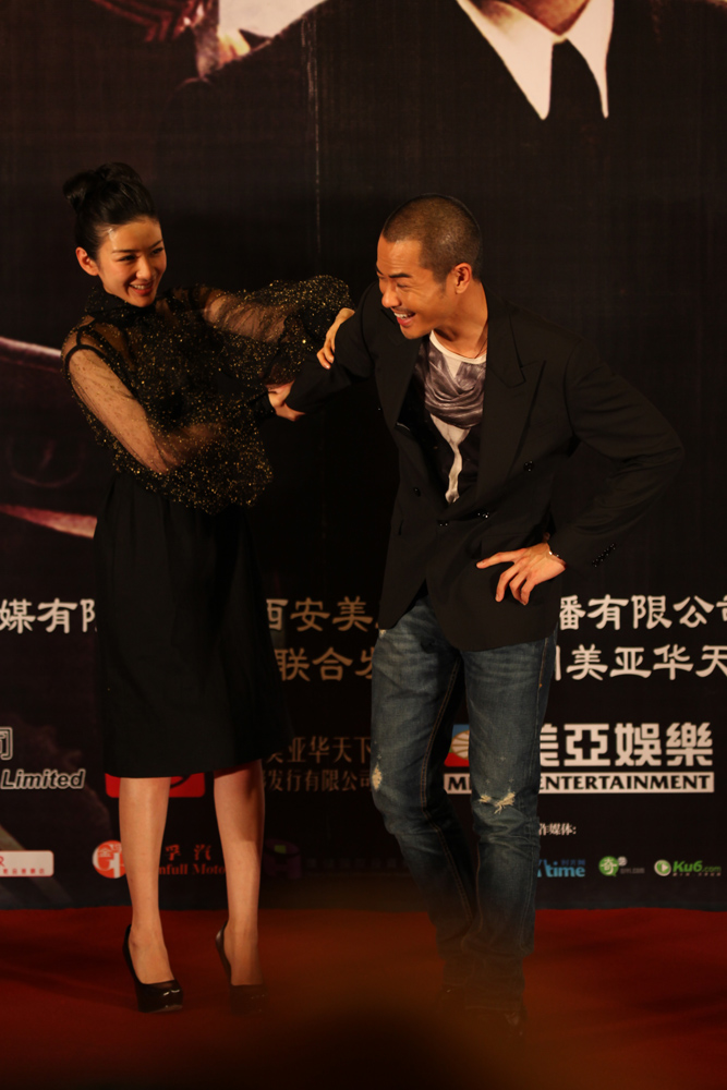 竞雄女侠秋瑾剧照的剧照