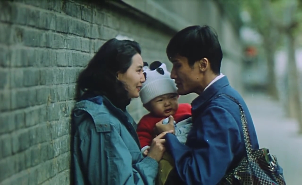 爱在别乡的季节剧照的剧照