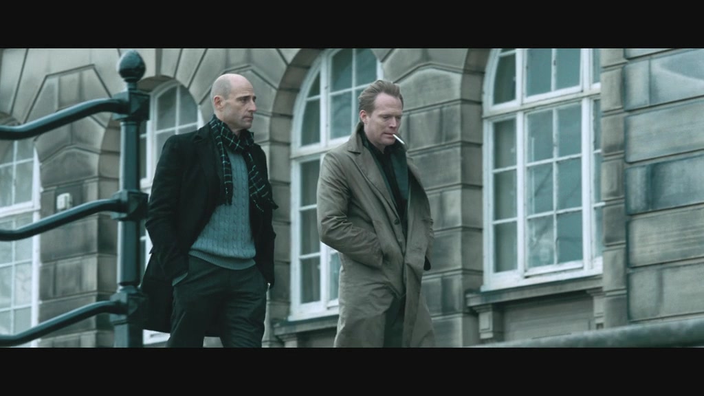 条子家族的崩溃剧照的剧照