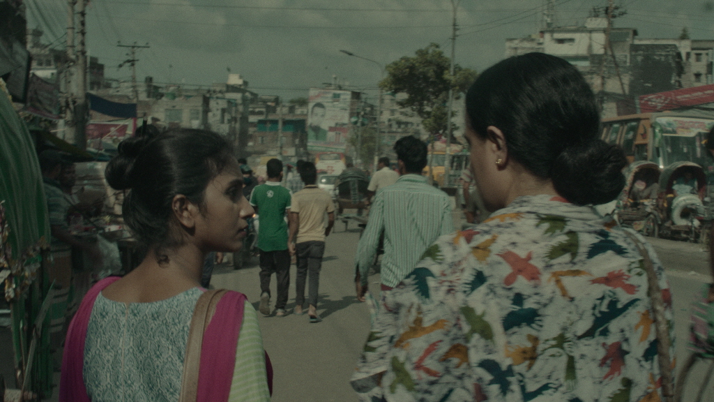 真诚的，达卡剧照的剧照