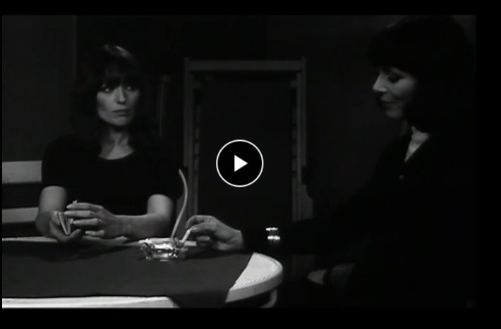 毁灭，她说。剧照的剧照