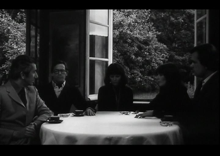 毁灭，她说。剧照的剧照