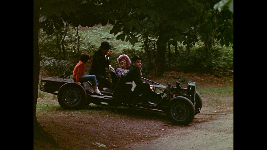 扎齐坐地铁剧照的剧照