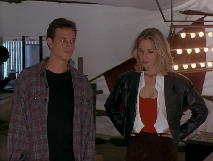 交叉世界剧照的剧照