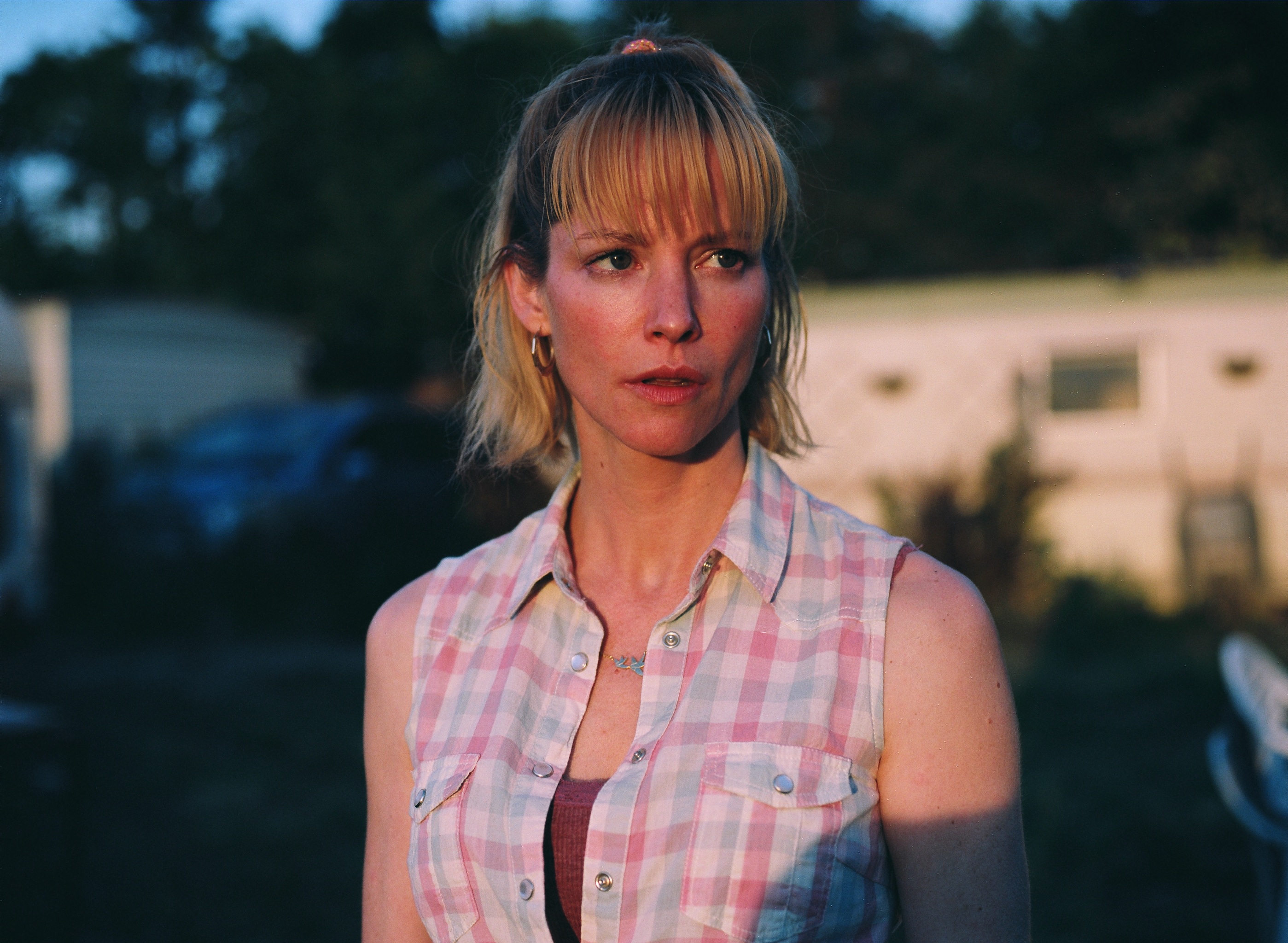 雀斑男孩剧照的剧照